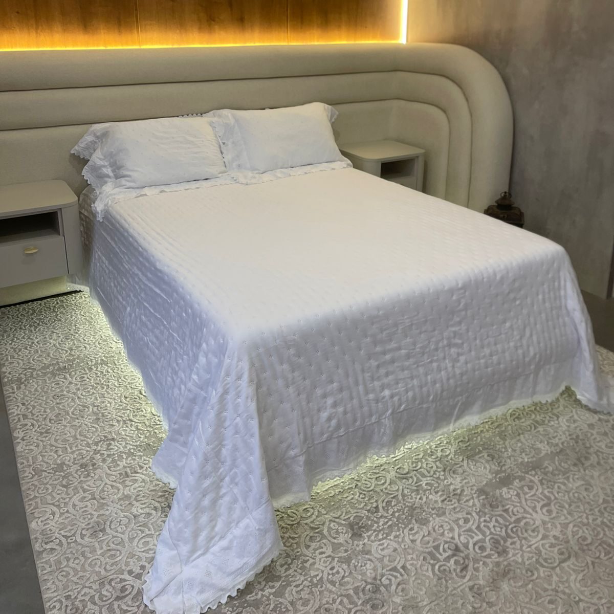 Colcha Bordado Inglês